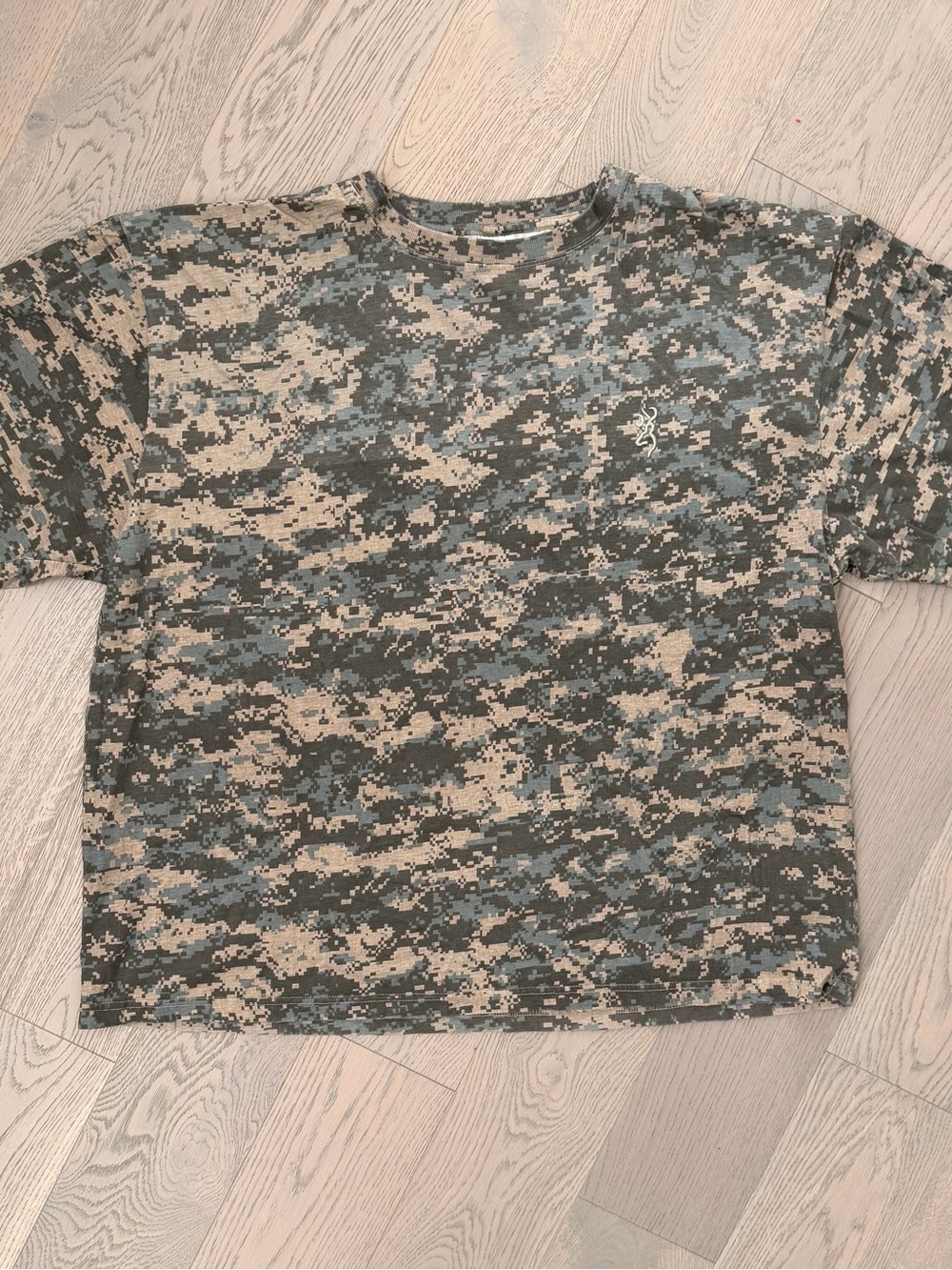 Browning 2XL Digital Camo T-Shirt Buckmark Logo Hunting Outdoor 100% Cotton